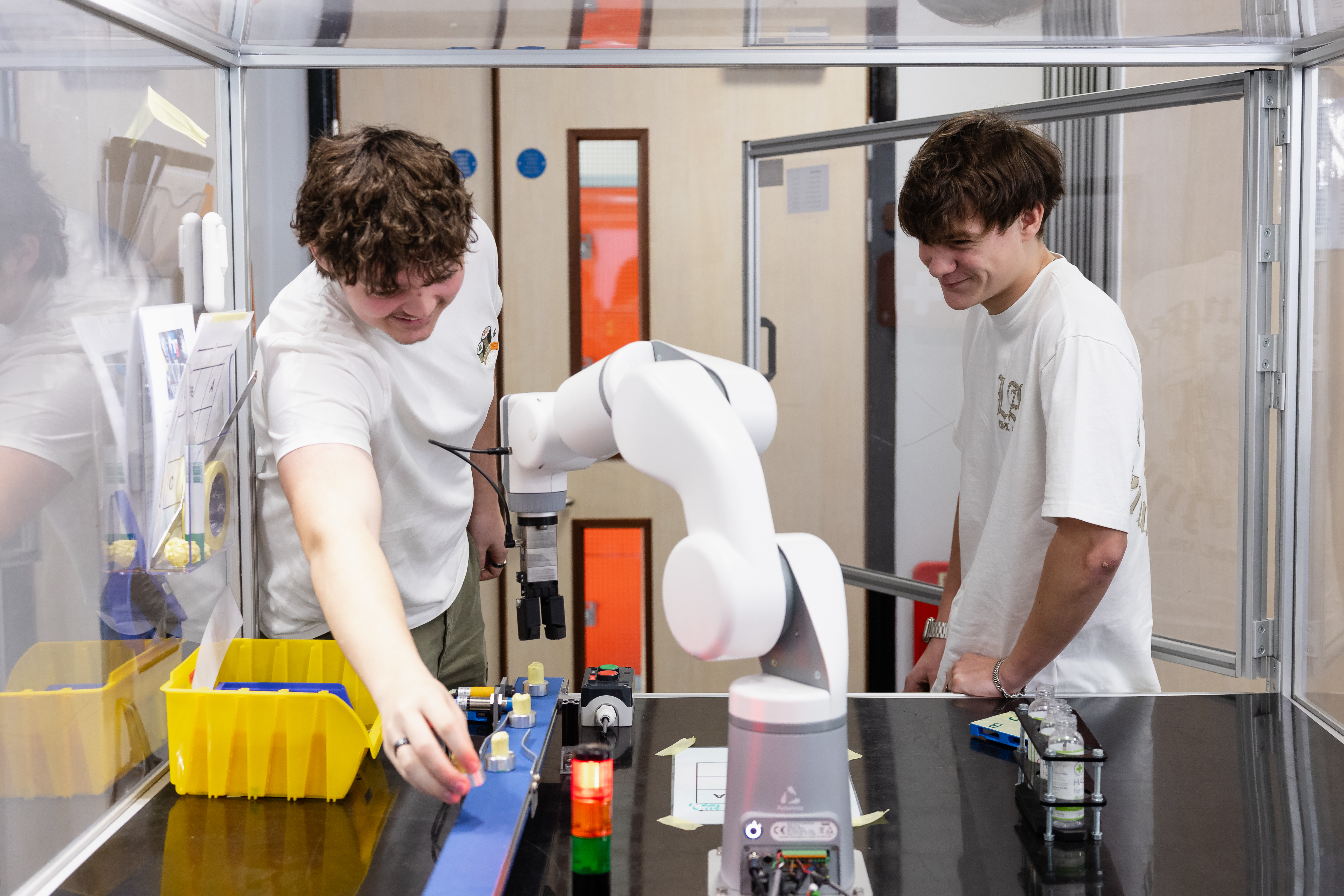 Level 3 Engineering: Electrical/Electronic Engineering